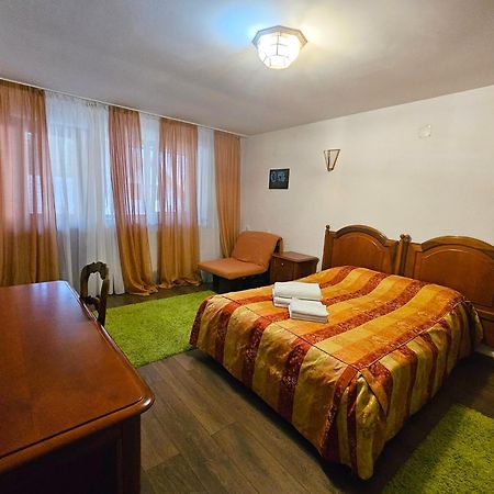 Hotel Cetina à Rânca Extérieur photo