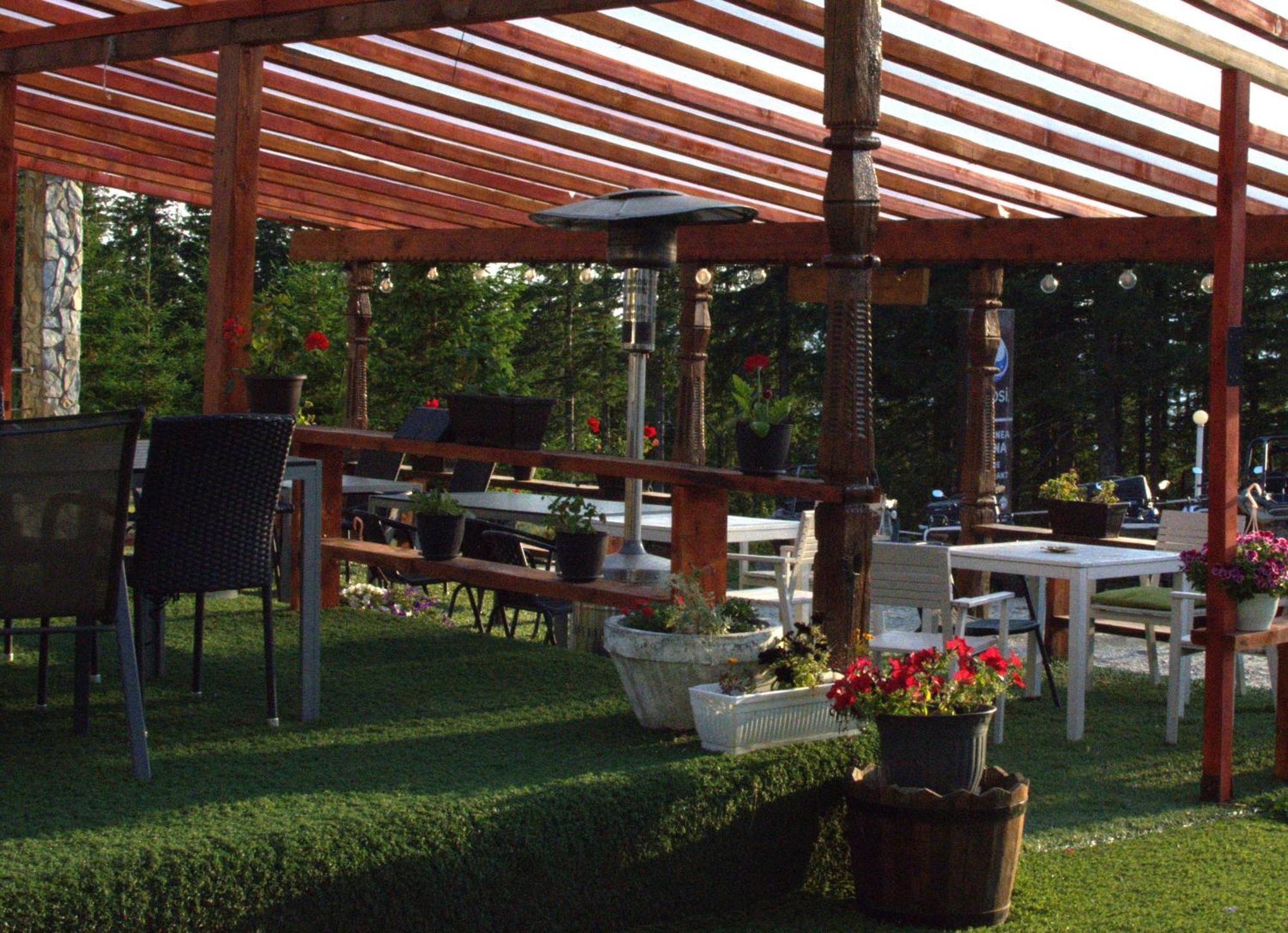 Hotel Cetina à Rânca Extérieur photo