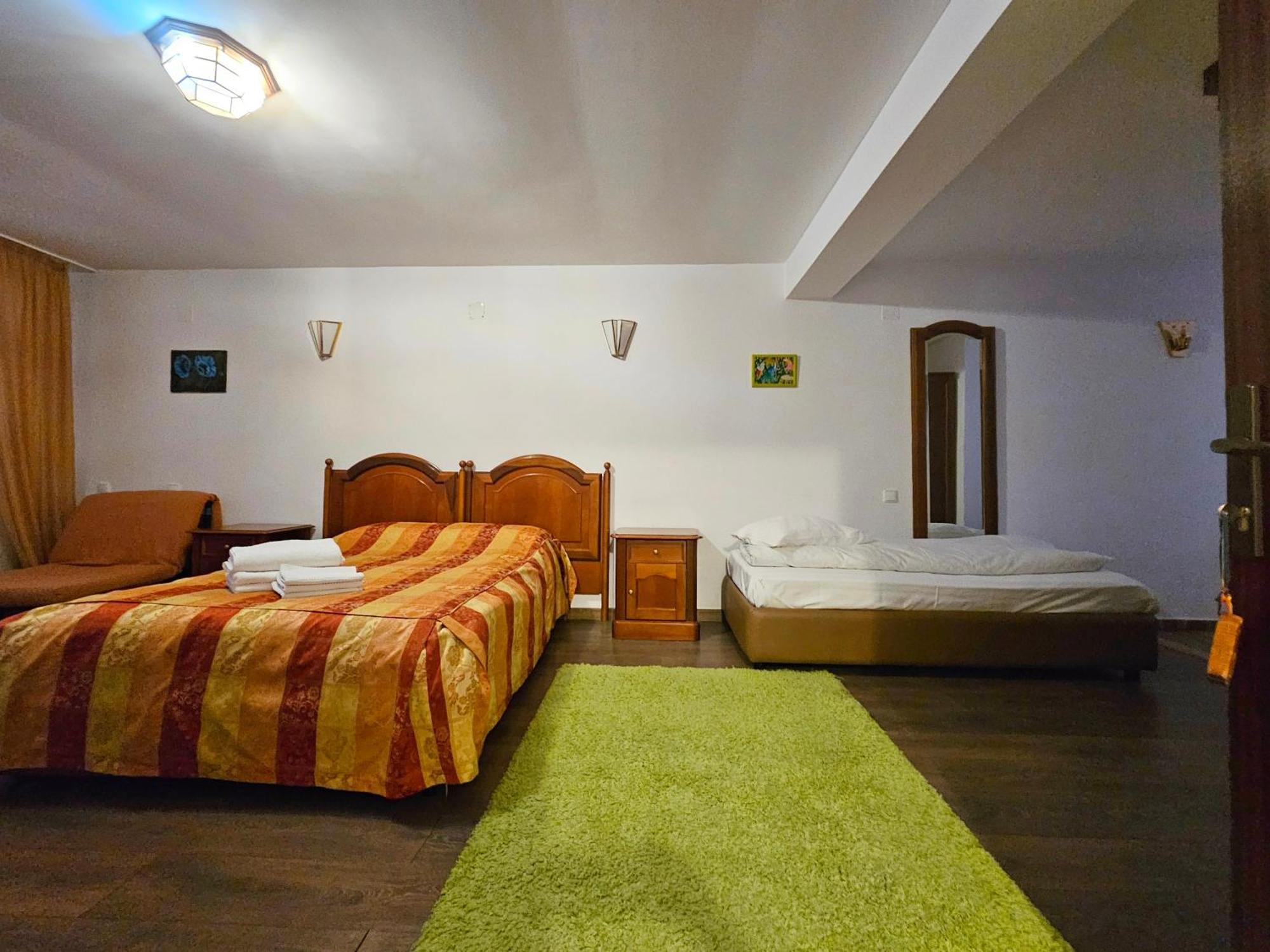 Hotel Cetina à Rânca Extérieur photo