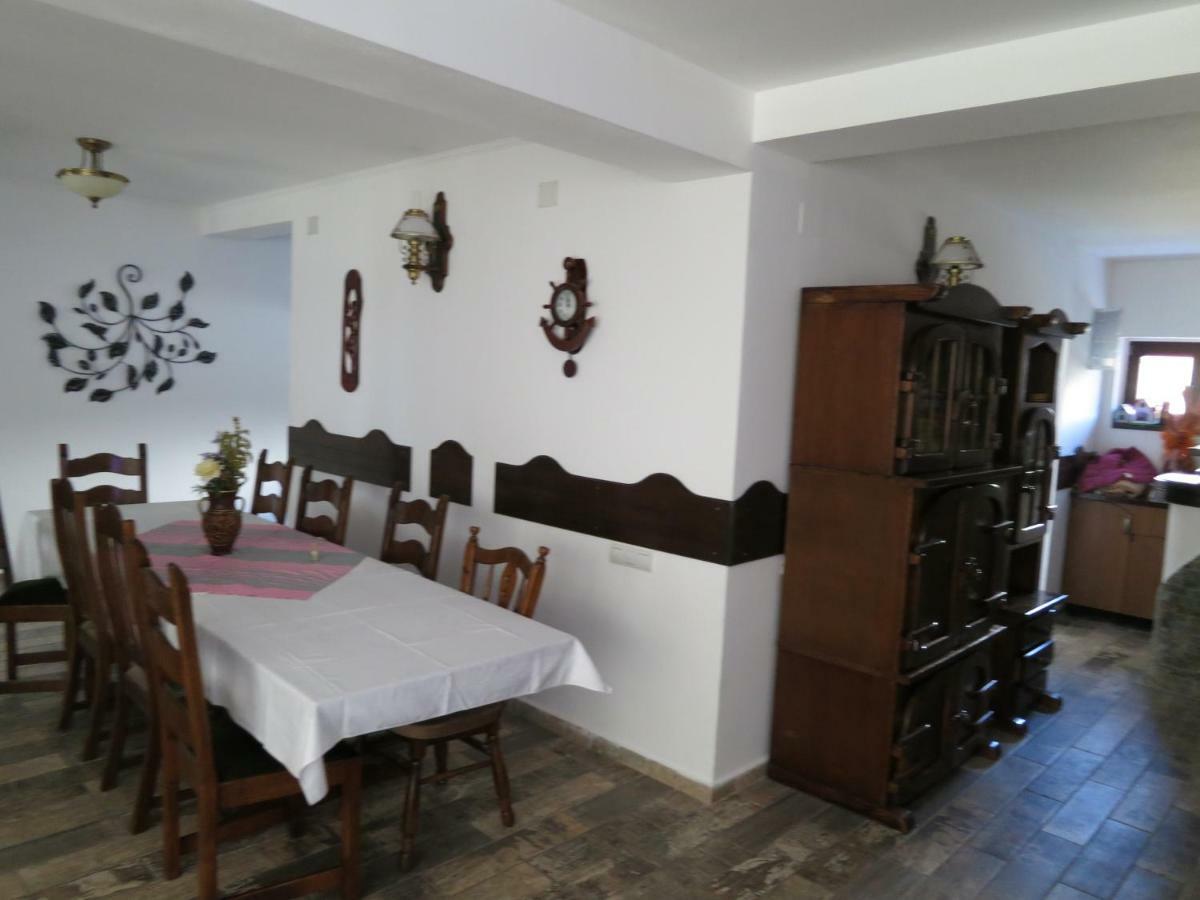 Hotel Cetina à Rânca Extérieur photo